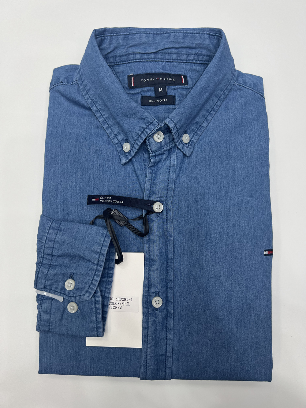 tommy 34.99$  CODE 301-7553-R gallery