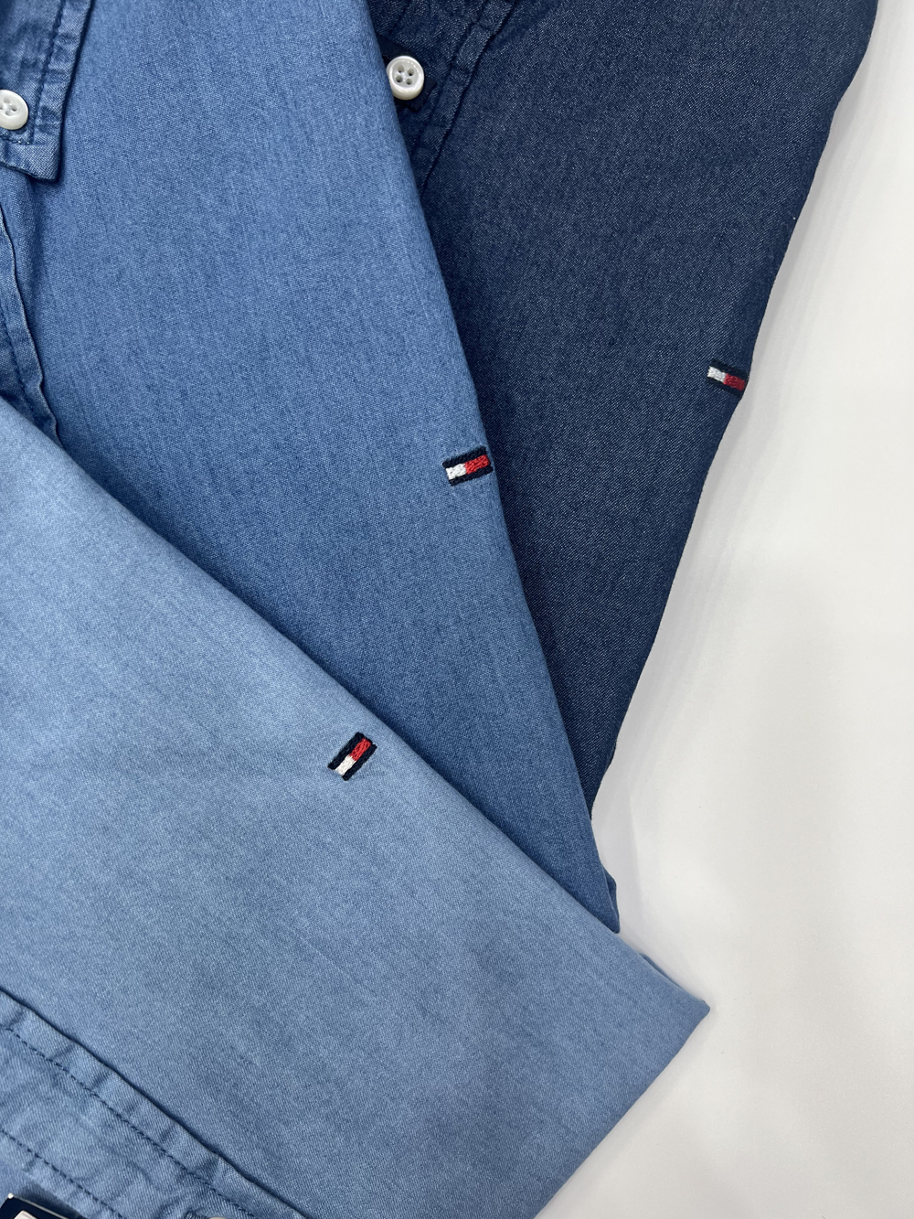 tommy 34.99$  CODE 301-7553-R gallery