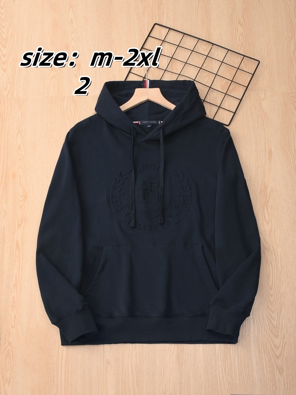 tommy 47.02$   code 301-7613-R gallery