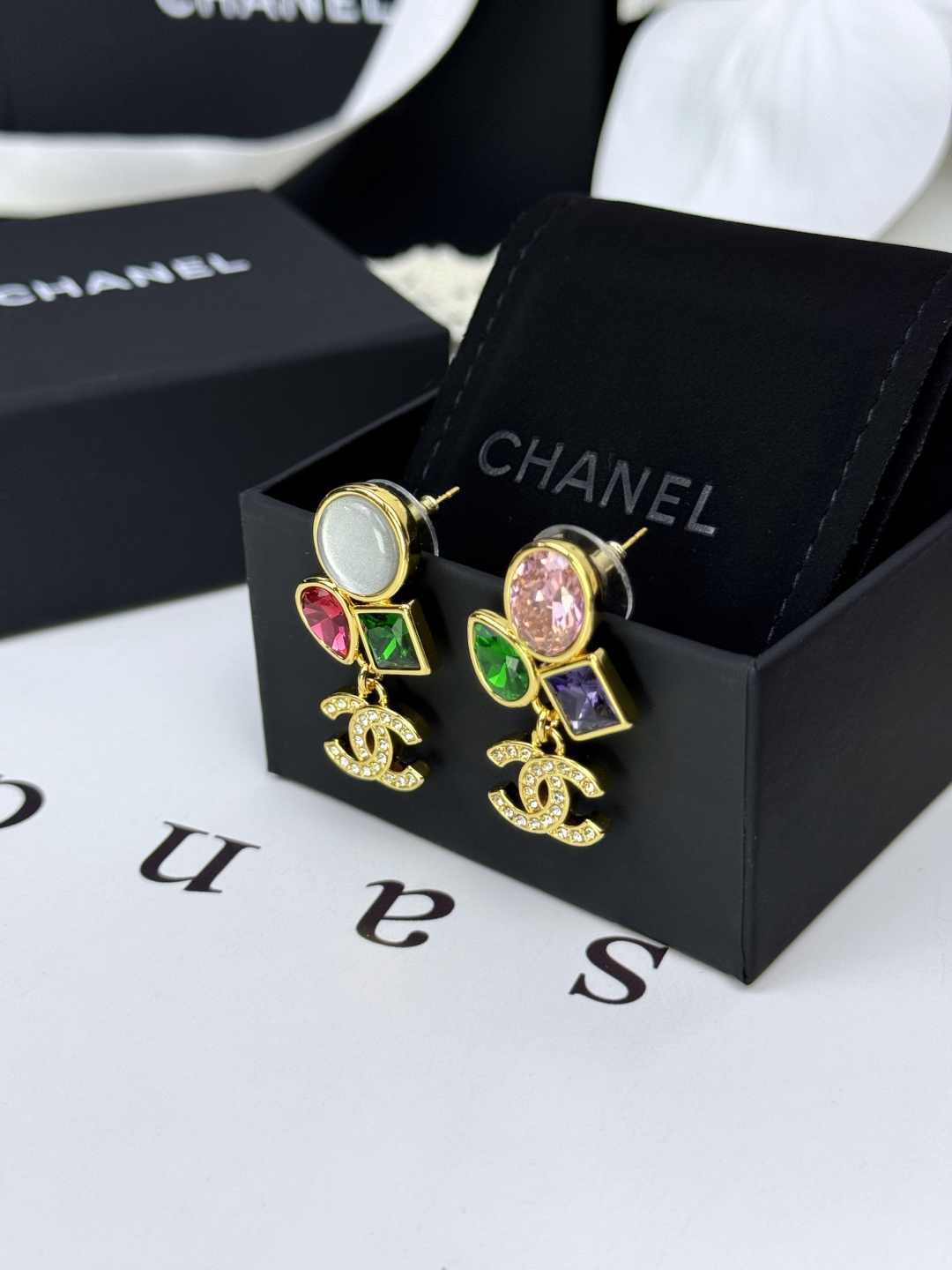 Chanel  25.99$  CODE 400-7814-R gallery