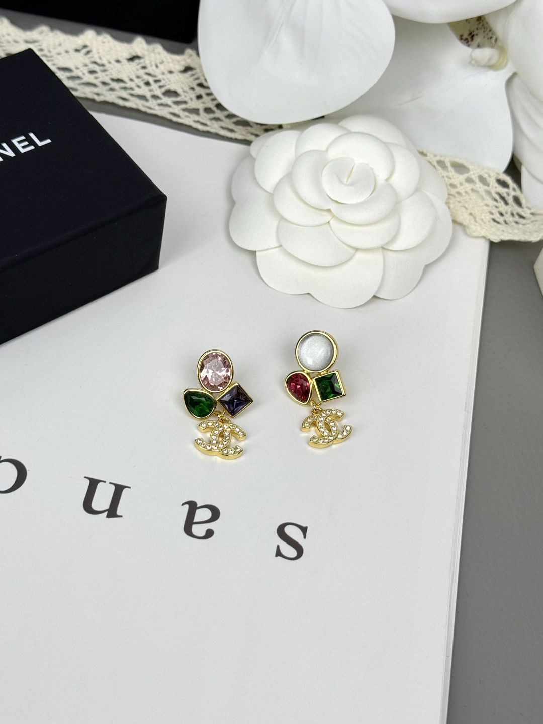 Chanel  25.99$  CODE 400-7814-R gallery