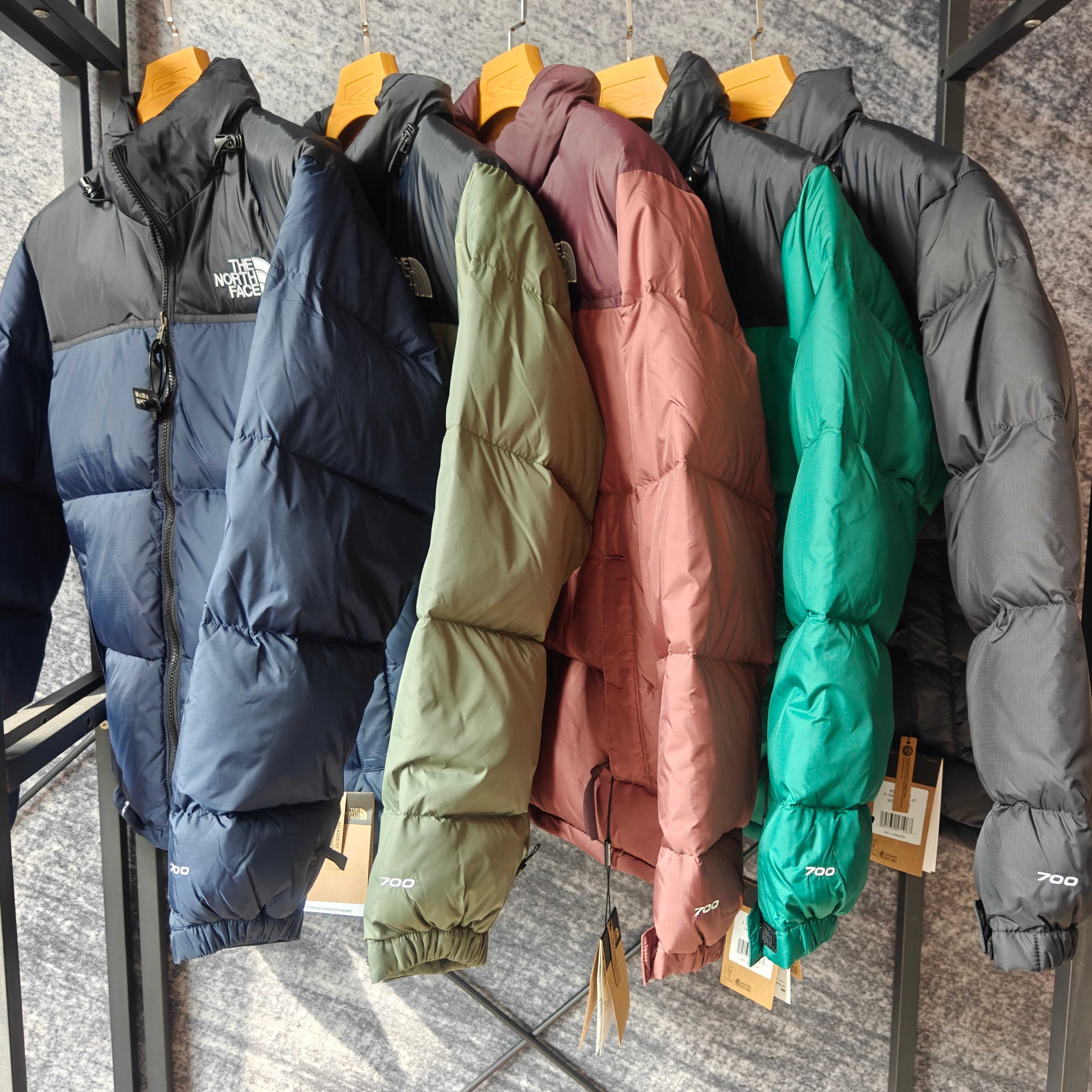 TNF 84.7$   code 420-7690-R gallery
