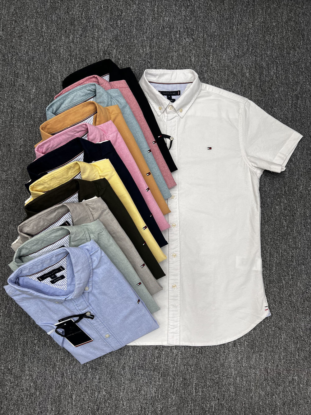 TOMMY 31.96$   code 301-7833-R gallery