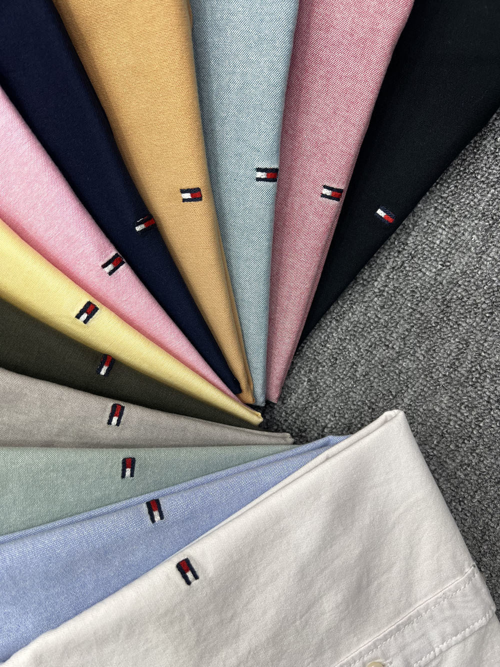 TOMMY 31.96$   code 301-7833-R gallery