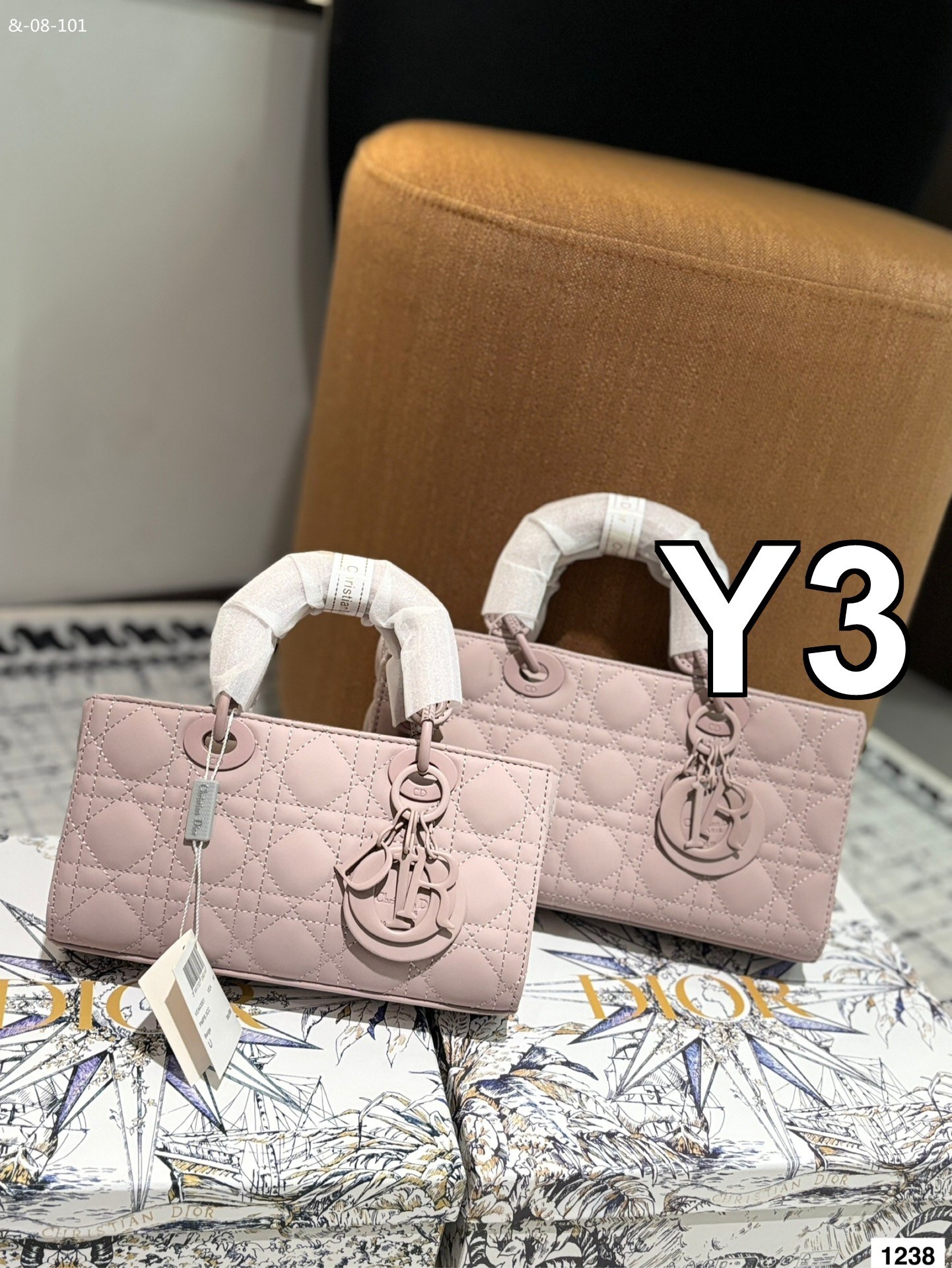 Yar3802 Dior gallery