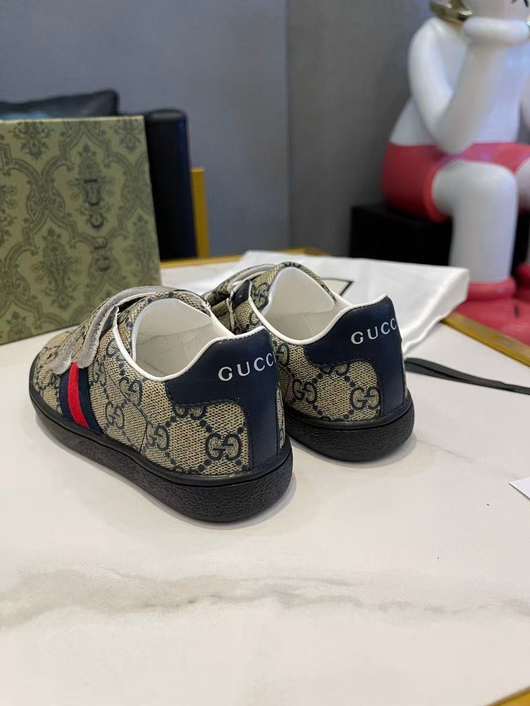 Yar3936 GUCCI kids 46.99$ gallery