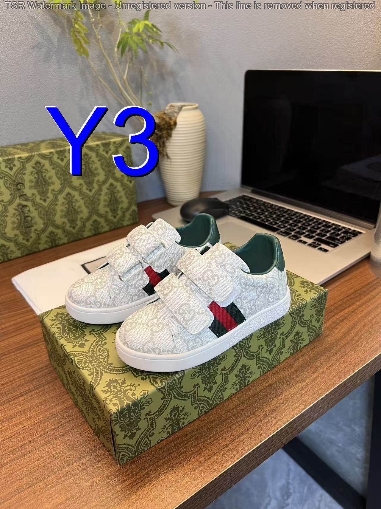 Yar3936 GUCCI kids 46.99$ gallery