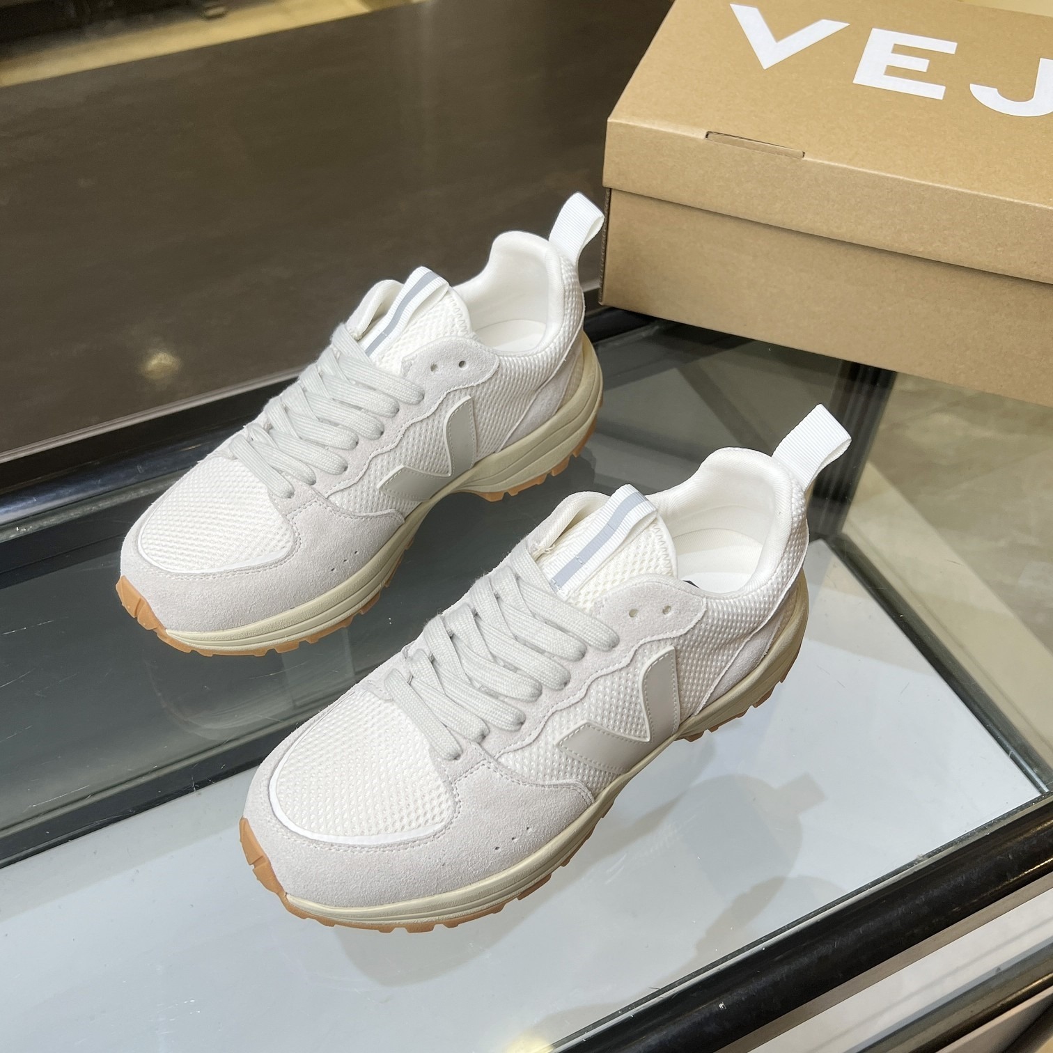 Yar3942 VEJA VEJA shoe 89.9$ gallery