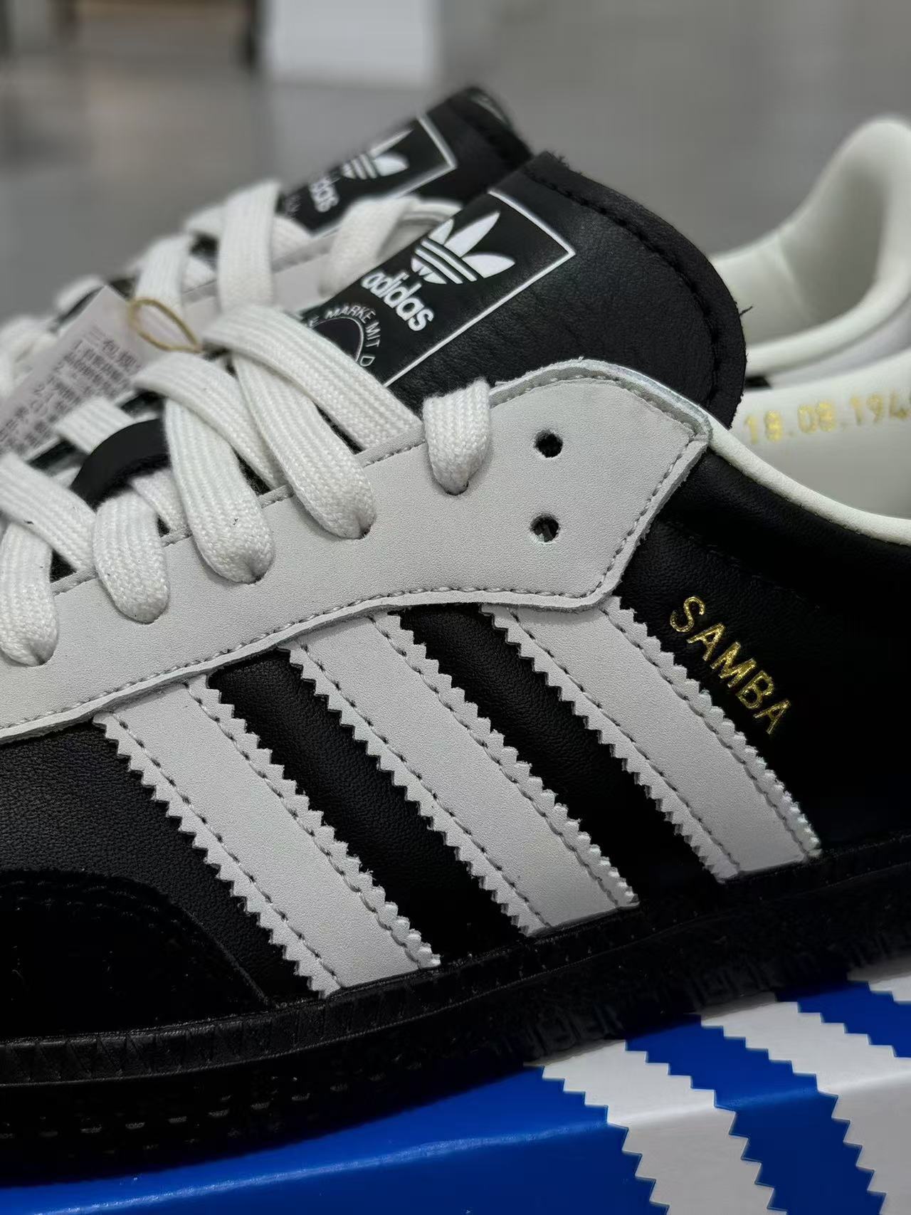 Yar3966 adidas samba 59.99$ gallery