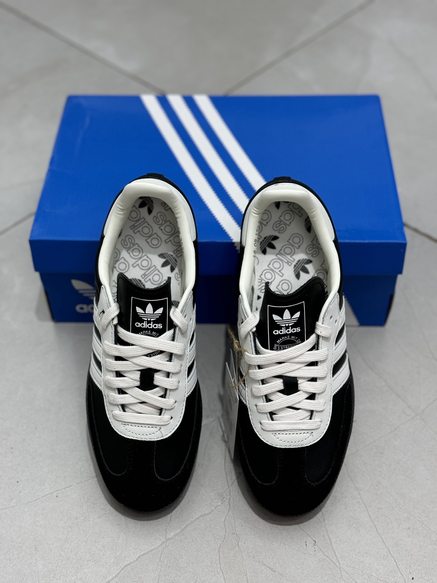 Yar3966 adidas samba 59.99$ gallery