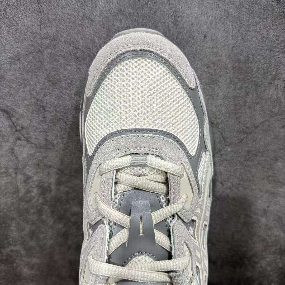 Yar3983 ASICS 58$ gallery