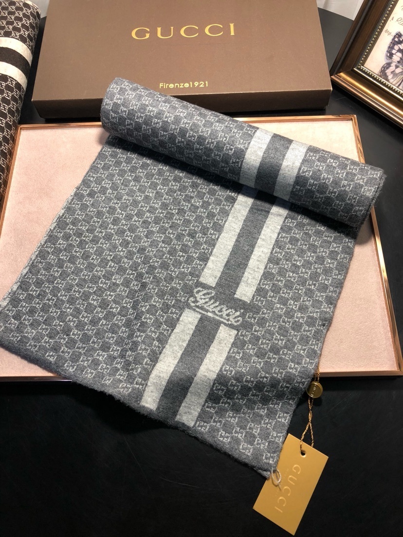 Yar3990 26$ GUCCI-WJ gallery