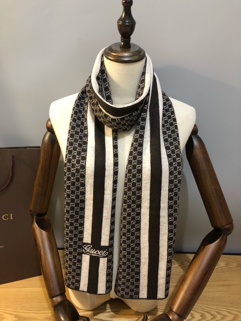 Yar3990 26$ GUCCI-WJ gallery