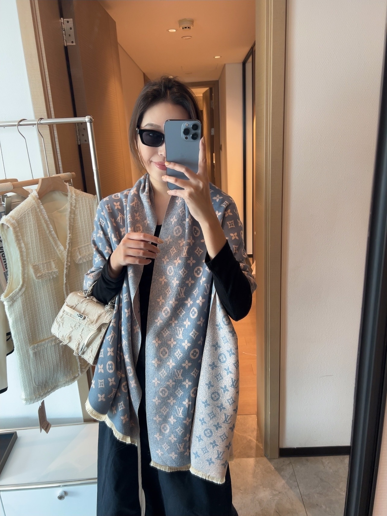 Yar3994 $33.99  WJ gallery