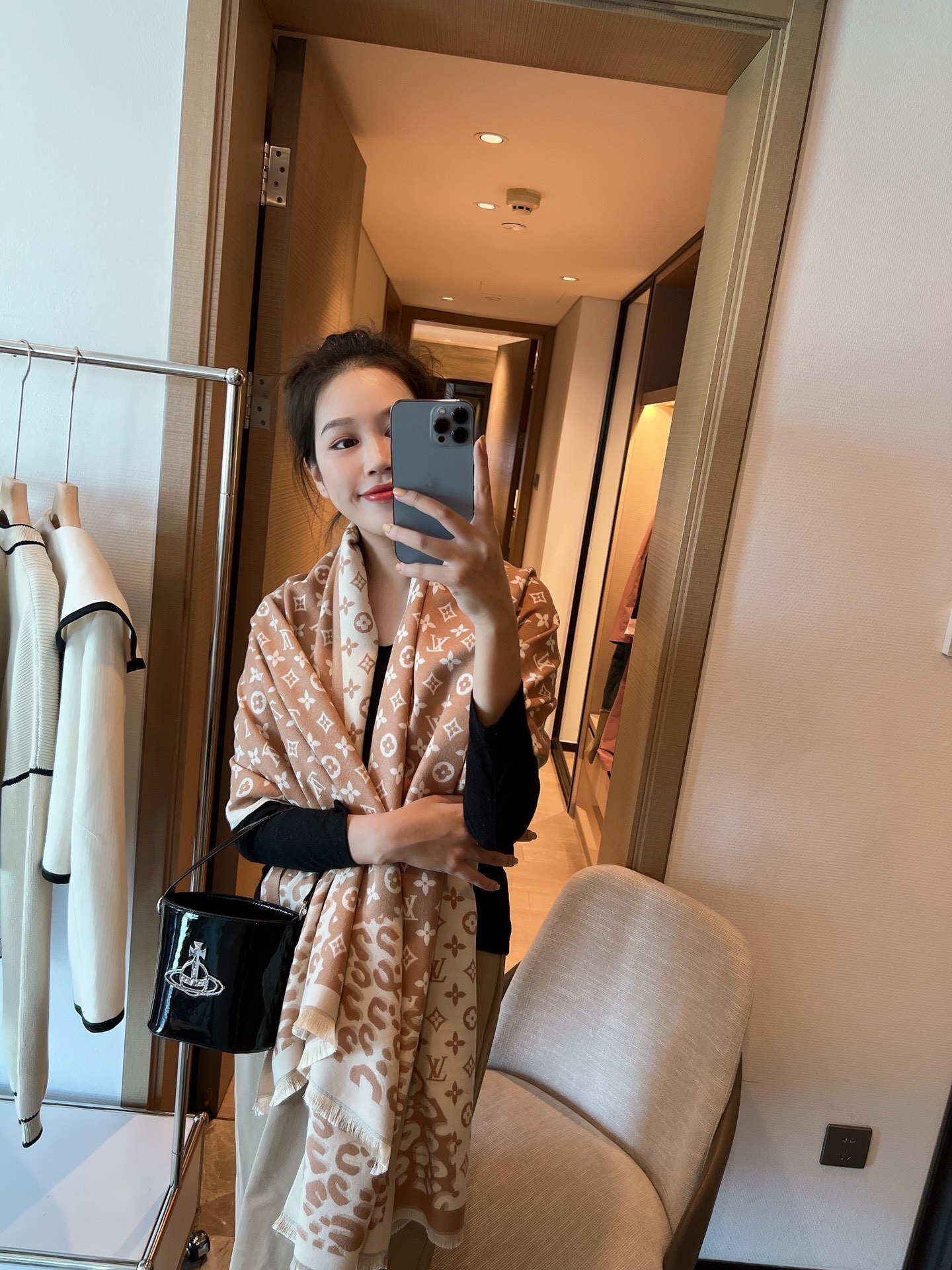 Yar3995  33.99$    WJ gallery