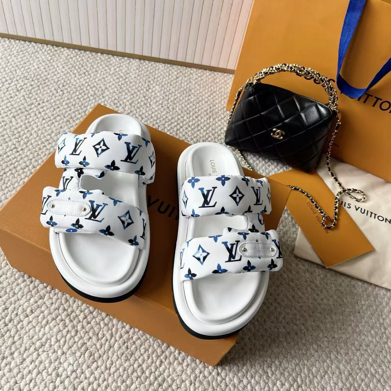 Yar4009 LV 55$ gallery