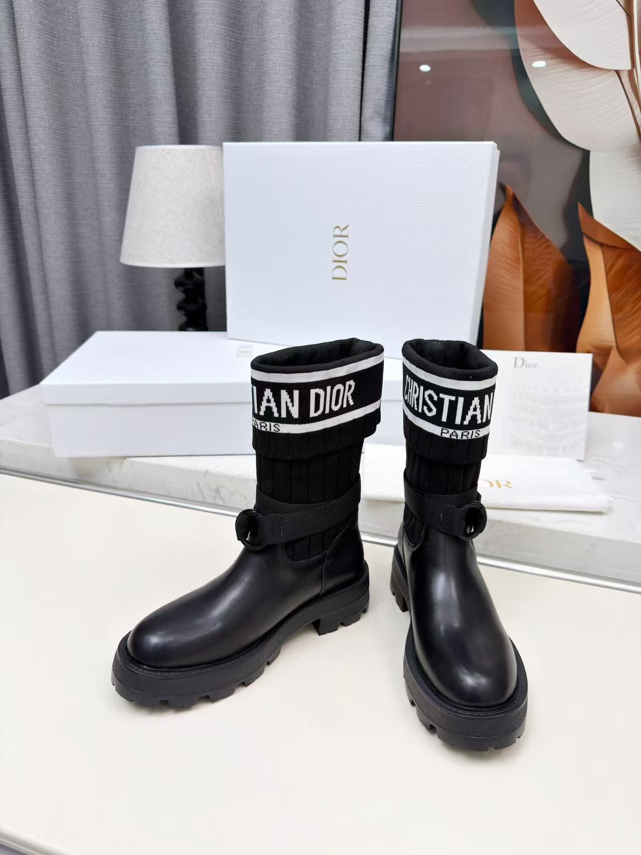 Yar4012 DIOR  95$ gallery