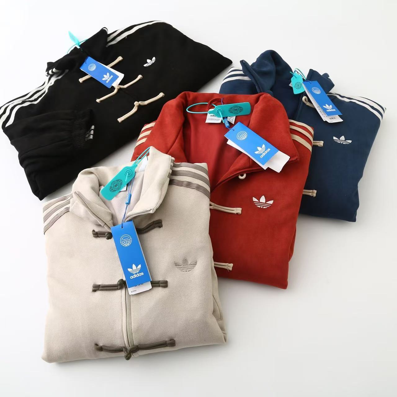 Yar4028 ADIDAS 52$ gallery