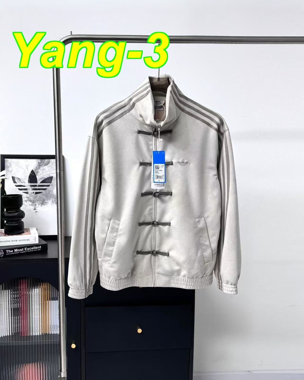 Yar4028 ADIDAS 52$ gallery