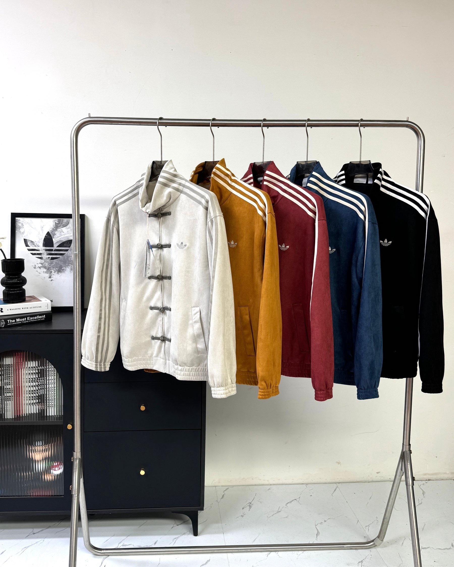 Yar4028 ADIDAS 52$ gallery