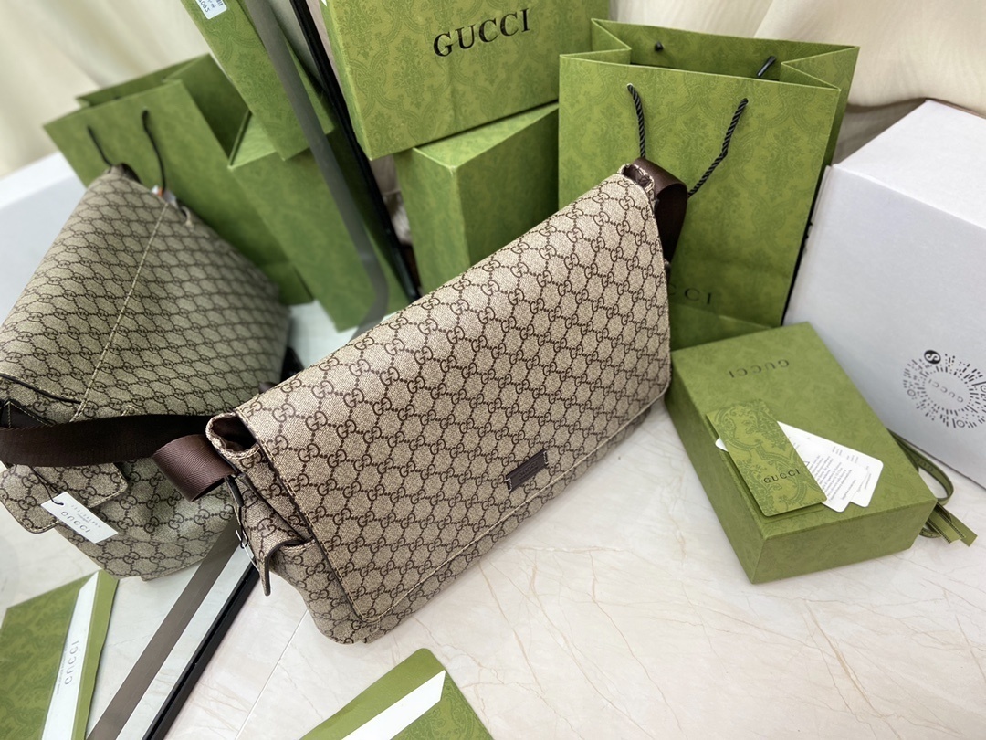 Yar4037 GUCCI  64$ gallery