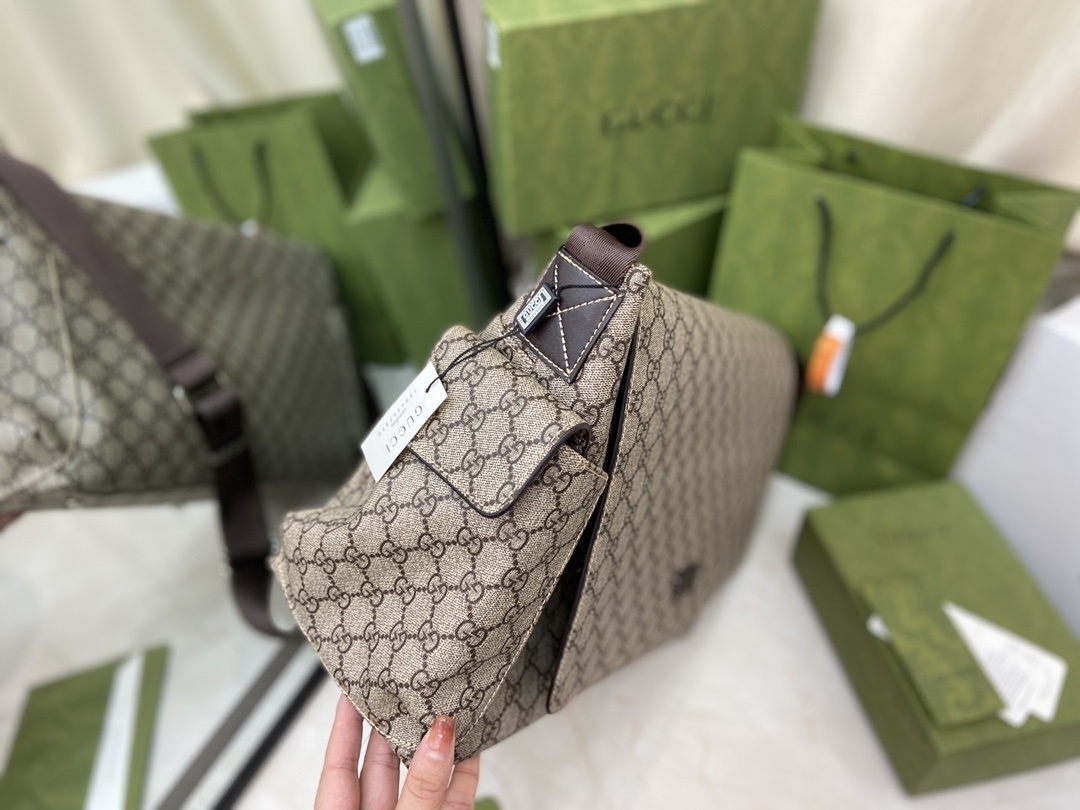 Yar4037 GUCCI  64$ gallery