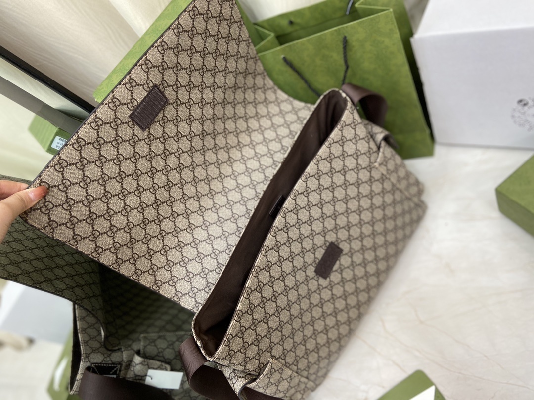 Yar4037 GUCCI  64$ gallery