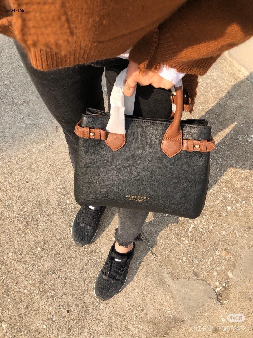 Yar4046 Burberry 64$ gallery