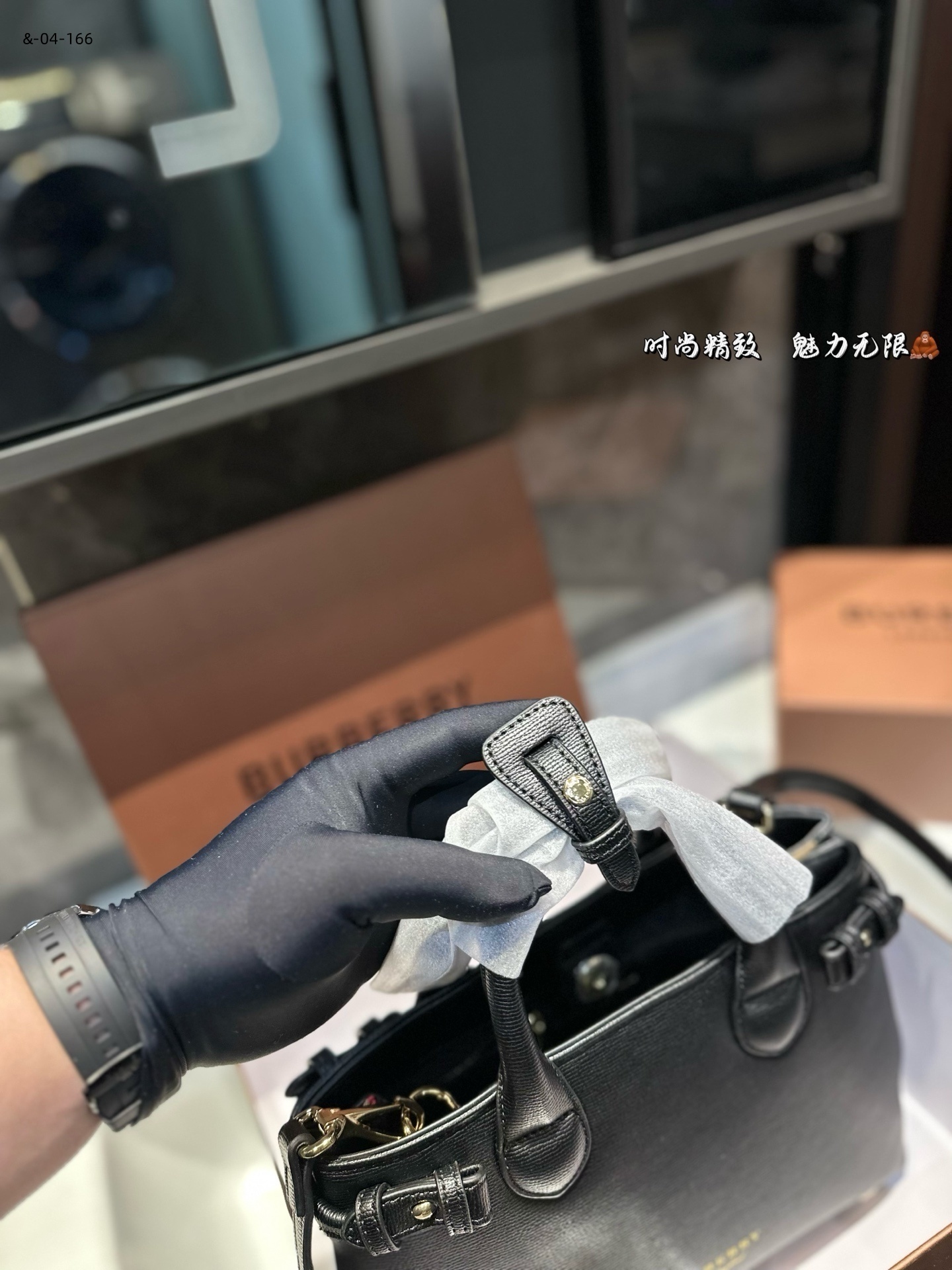 Yar4046 Burberry 64$ gallery