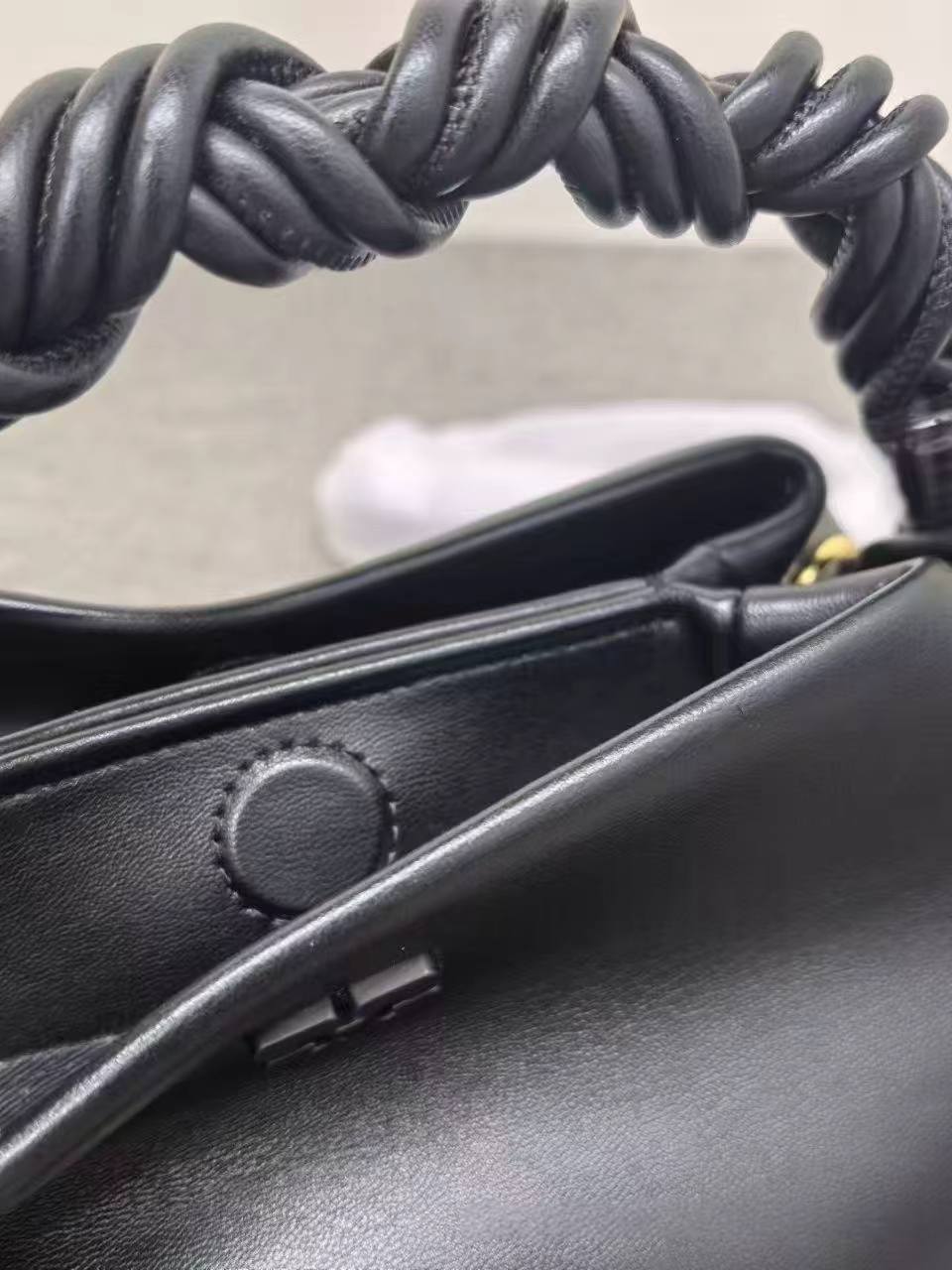 Yar4051 GANNI 69$ gallery