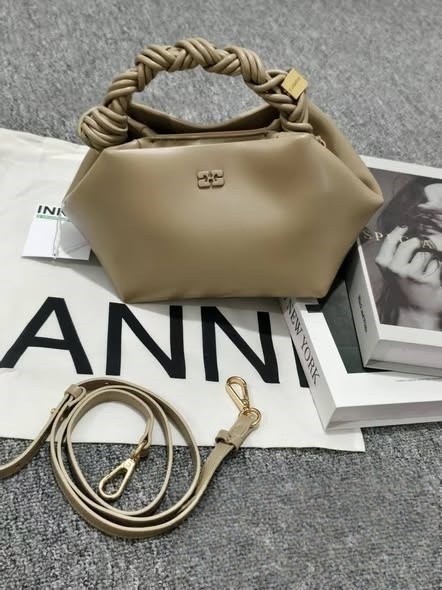 Yar4051 GANNI 69$ gallery