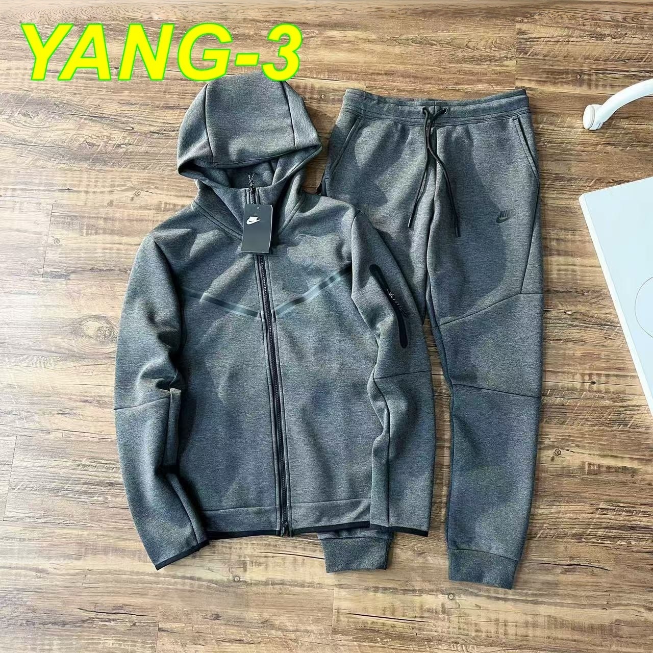 Yar4065 NIKE SUIT  58$ gallery