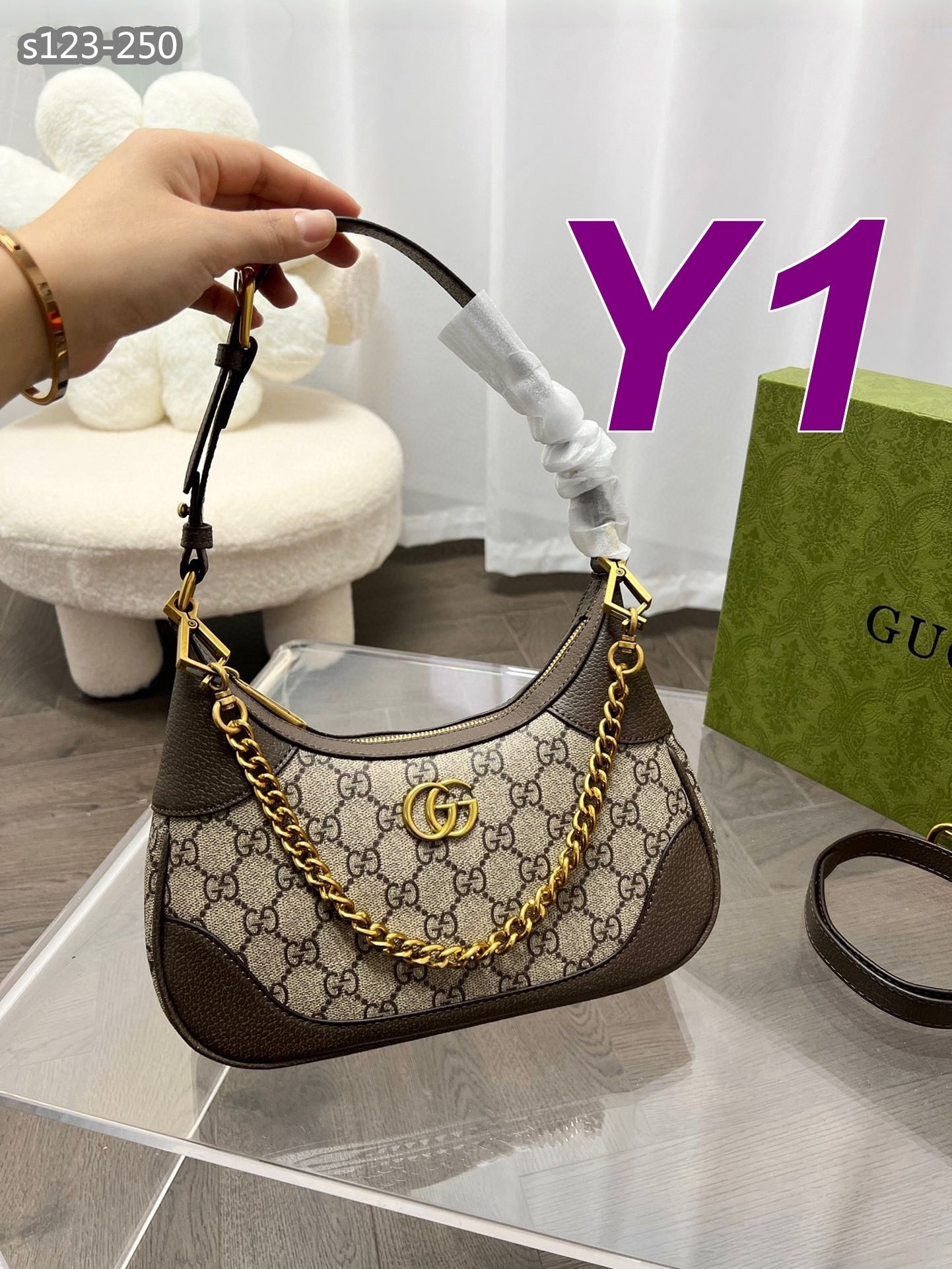 Yar4073 Gucci 62$ gallery