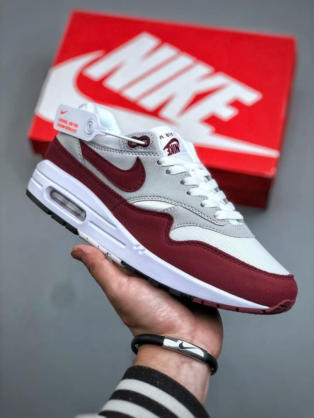 Yar4074 NIKE 58$ gallery