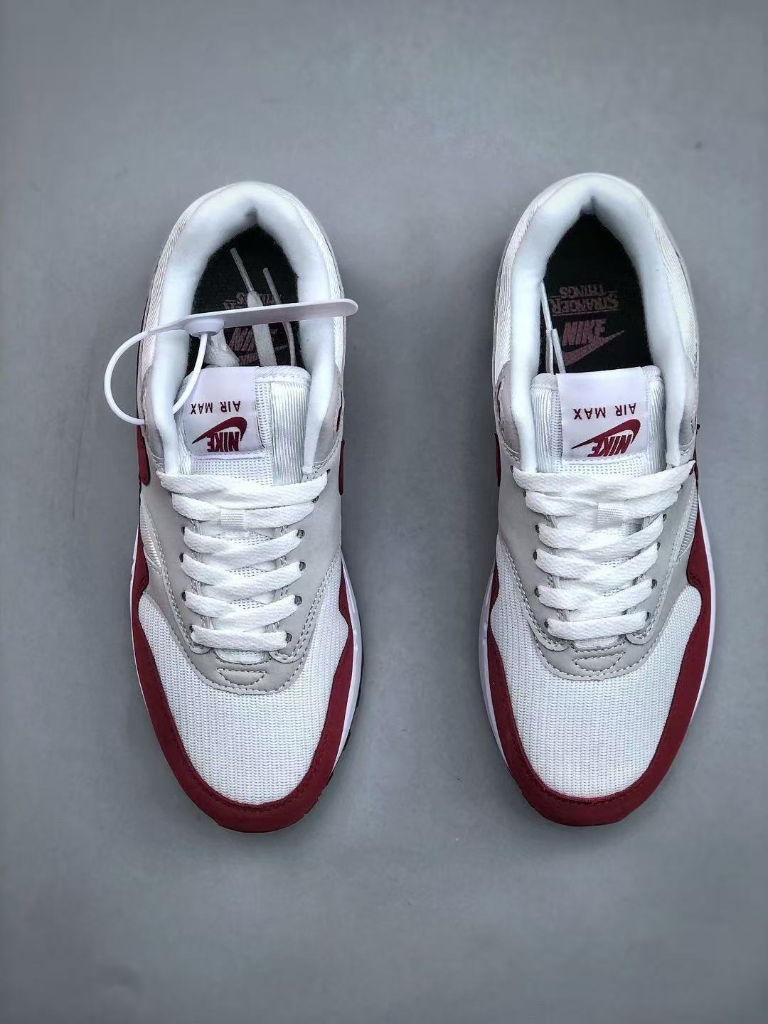 Yar4074 NIKE 58$ gallery