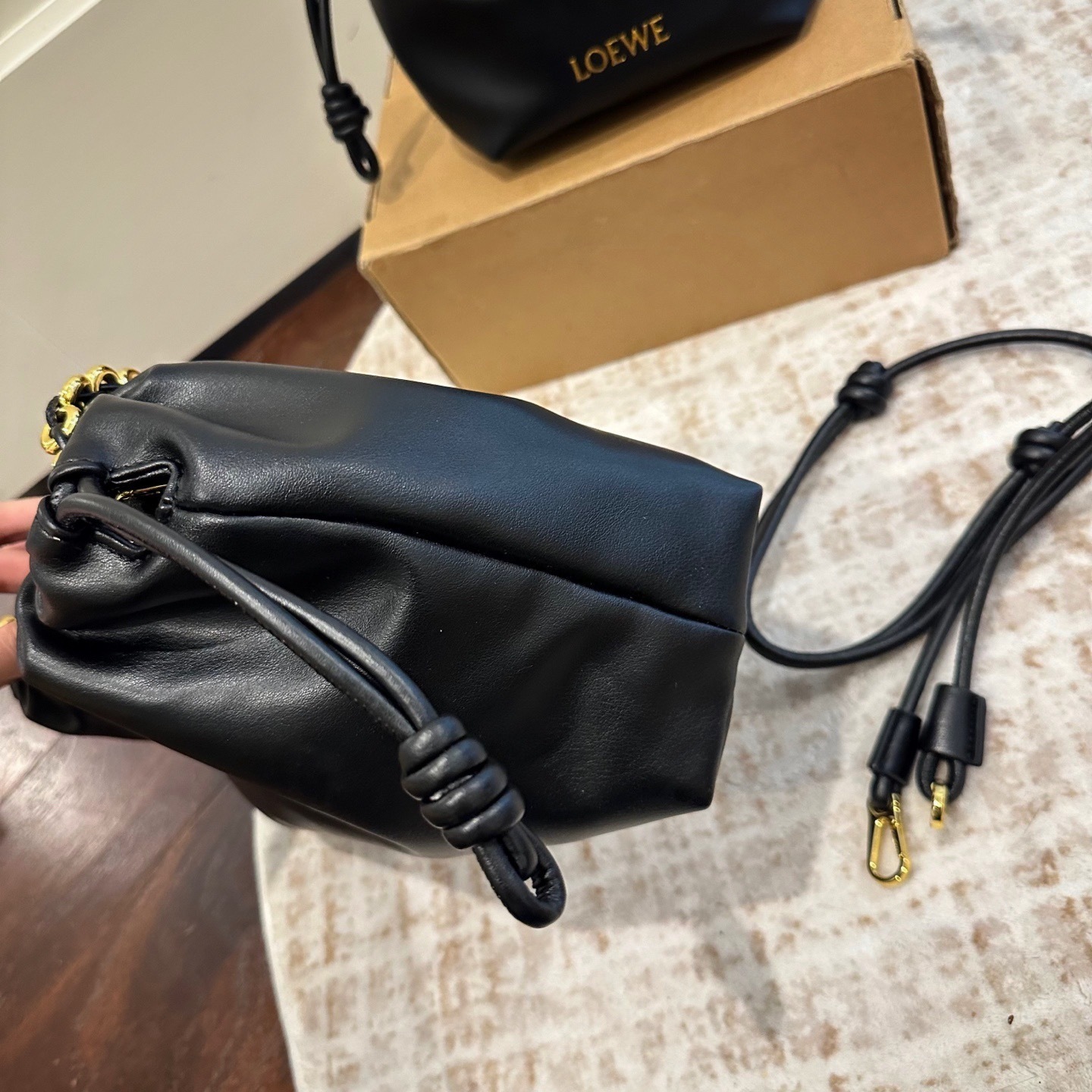 LOEVE 82-88$ ID:A0075 gallery