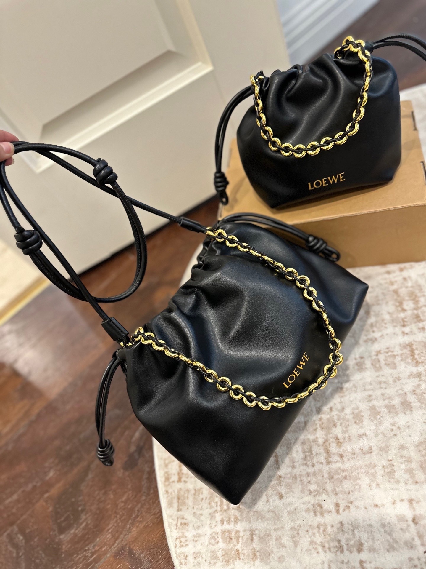 LOEVE 82-88$ ID:A0075 gallery