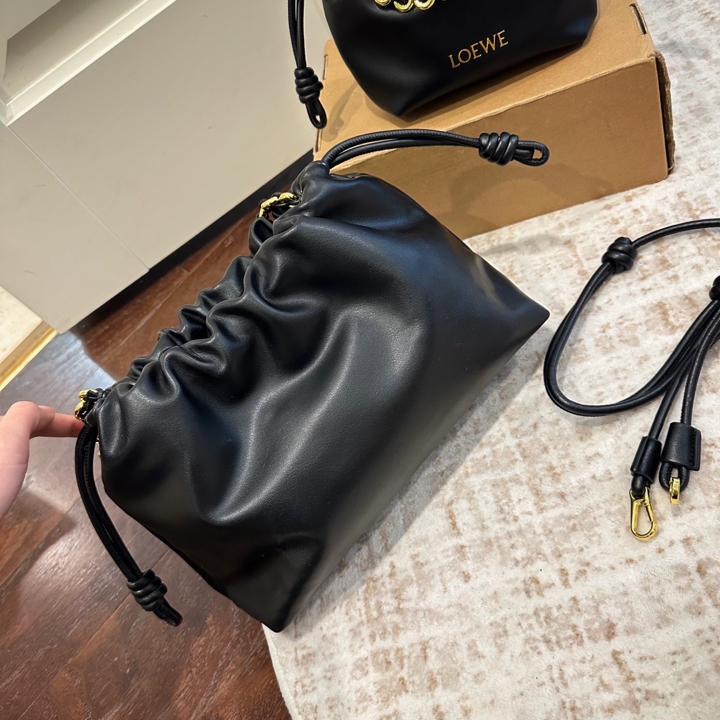 LOEVE 82-88$ ID:A0075 gallery