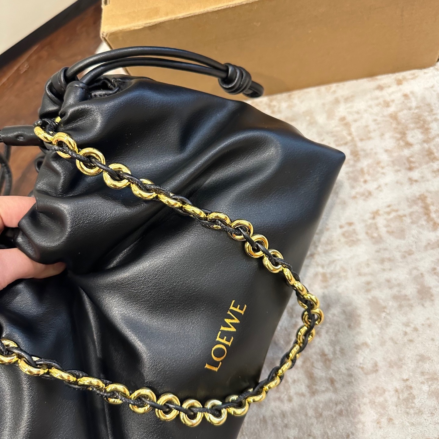 LOEVE 82-88$ ID:A0075 gallery