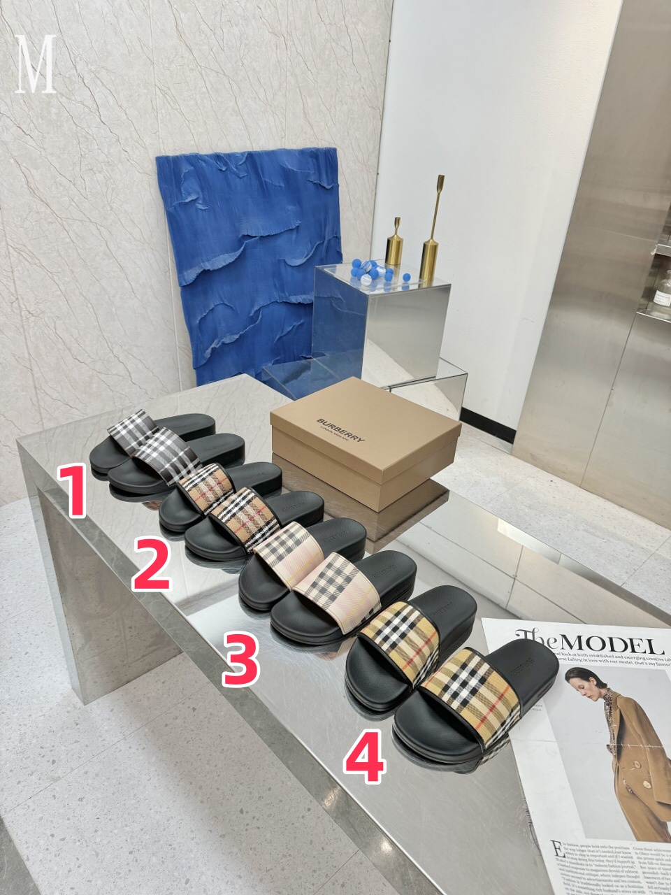 BURBERRY   96$ ID:00110 gallery