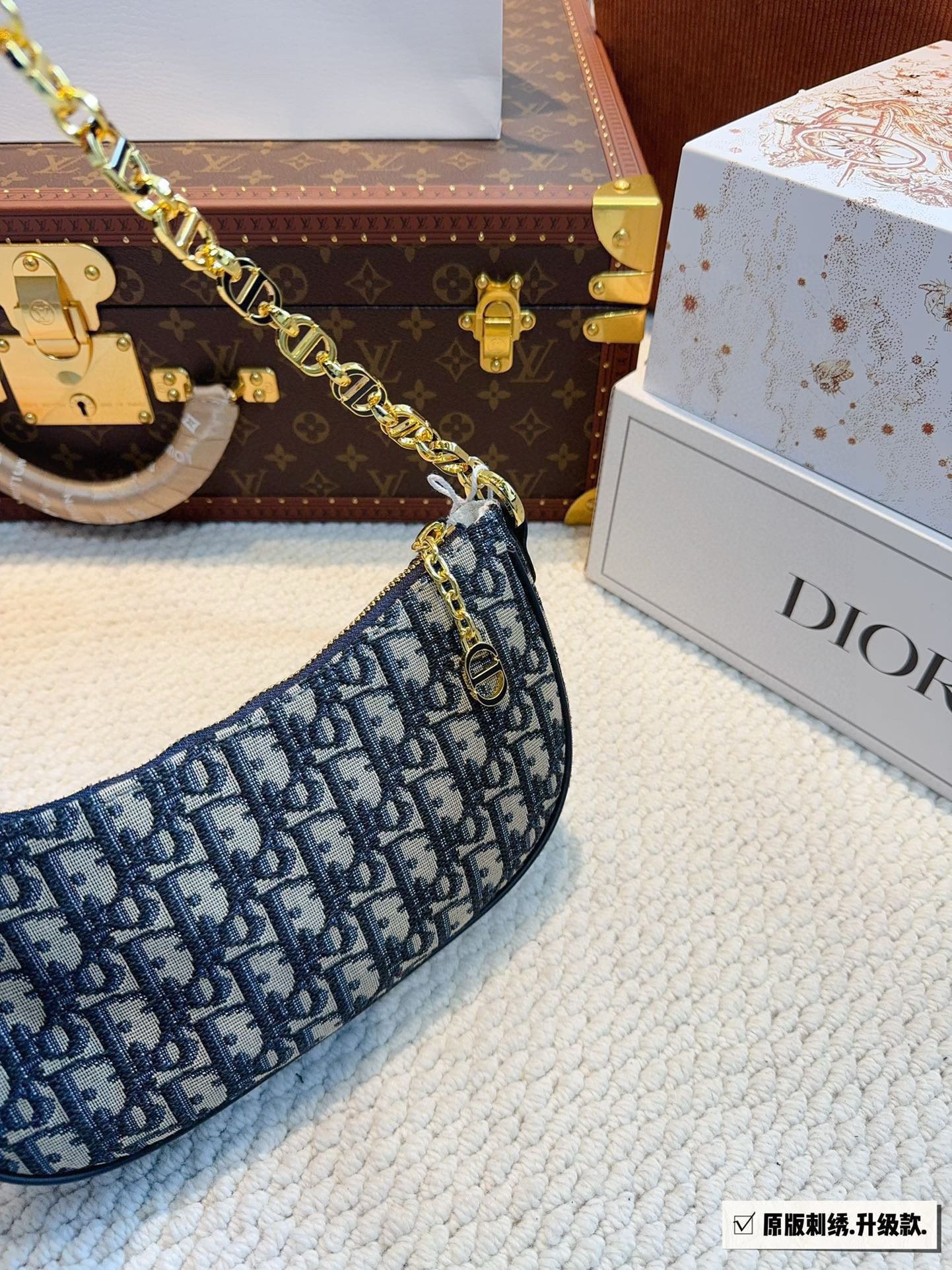 DIOR 75$  ID:6100 gallery