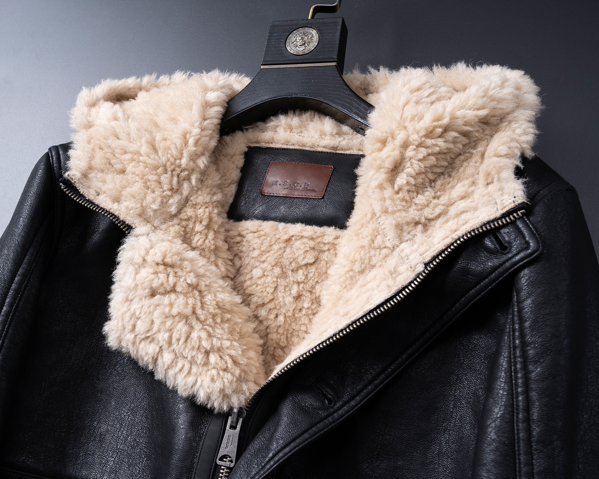 GIORGIO ARMANI 155$ ID:A0086 gallery