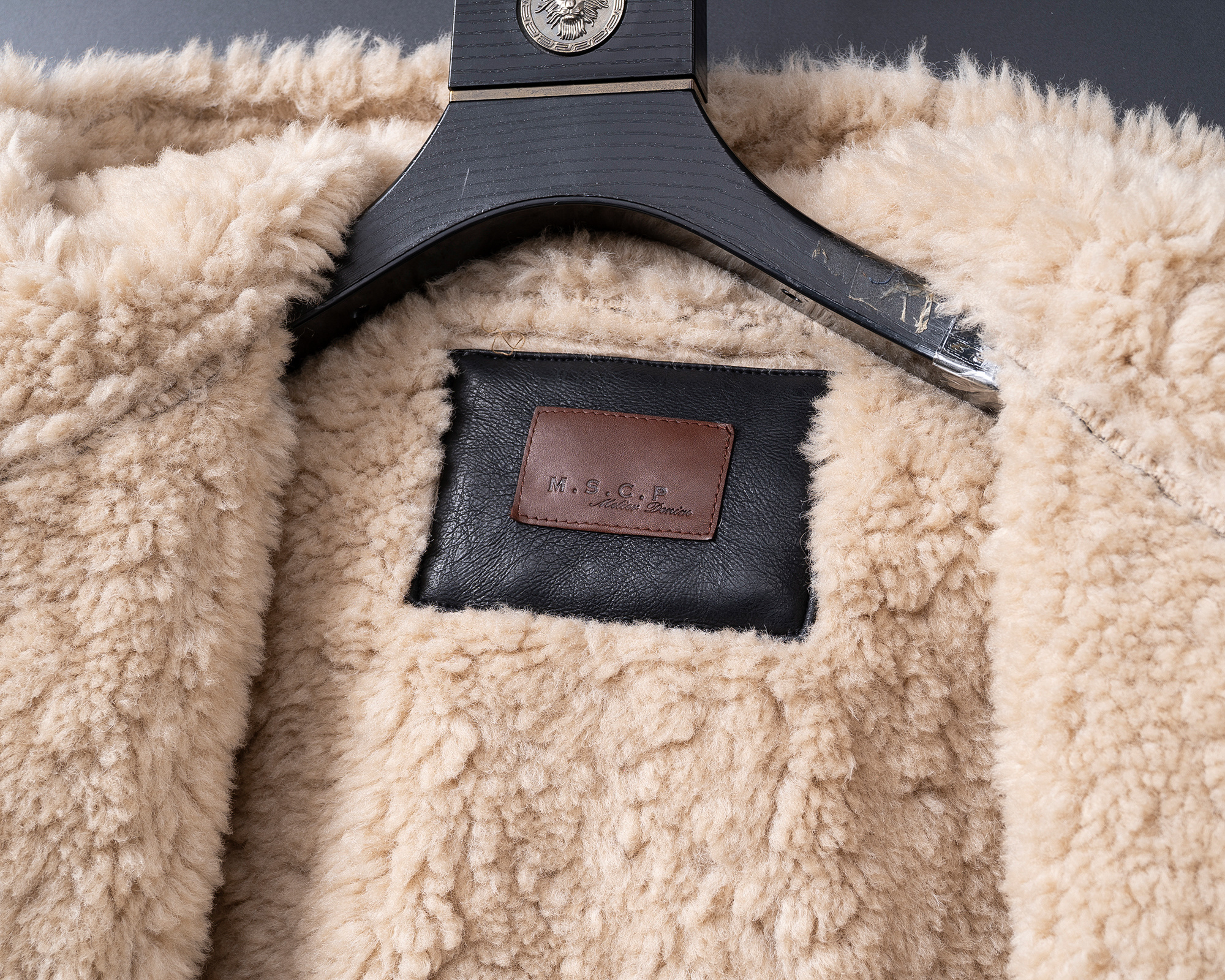 GIORGIO ARMANI 155$ ID:A0086 gallery