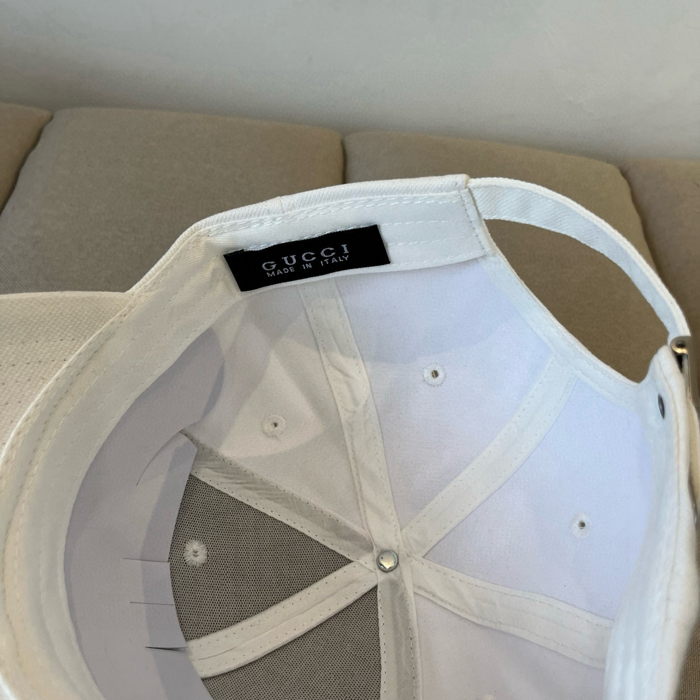 GUCCI 54$  ID:00144 gallery