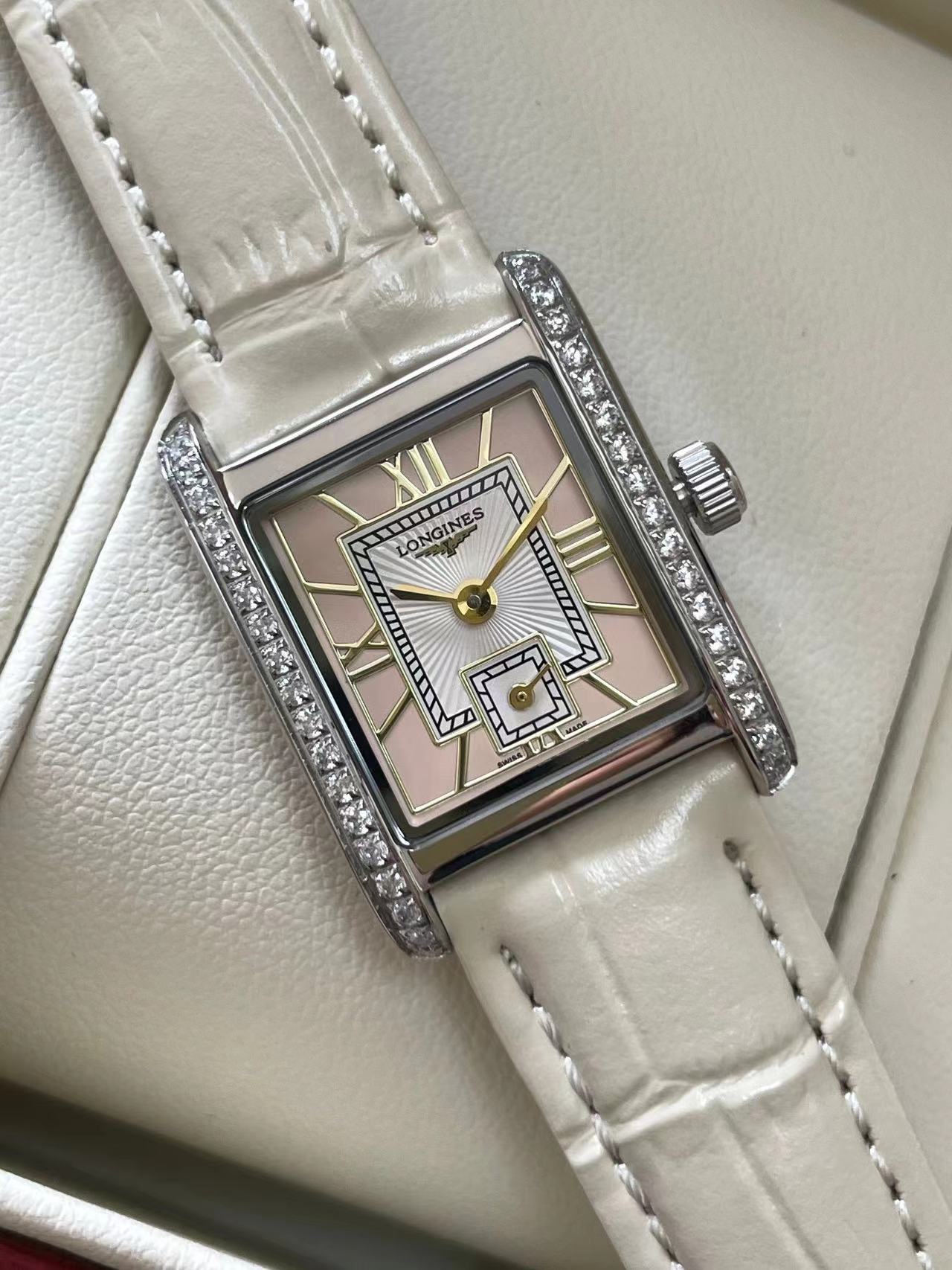 Longines   $125   CODE:91010 gallery