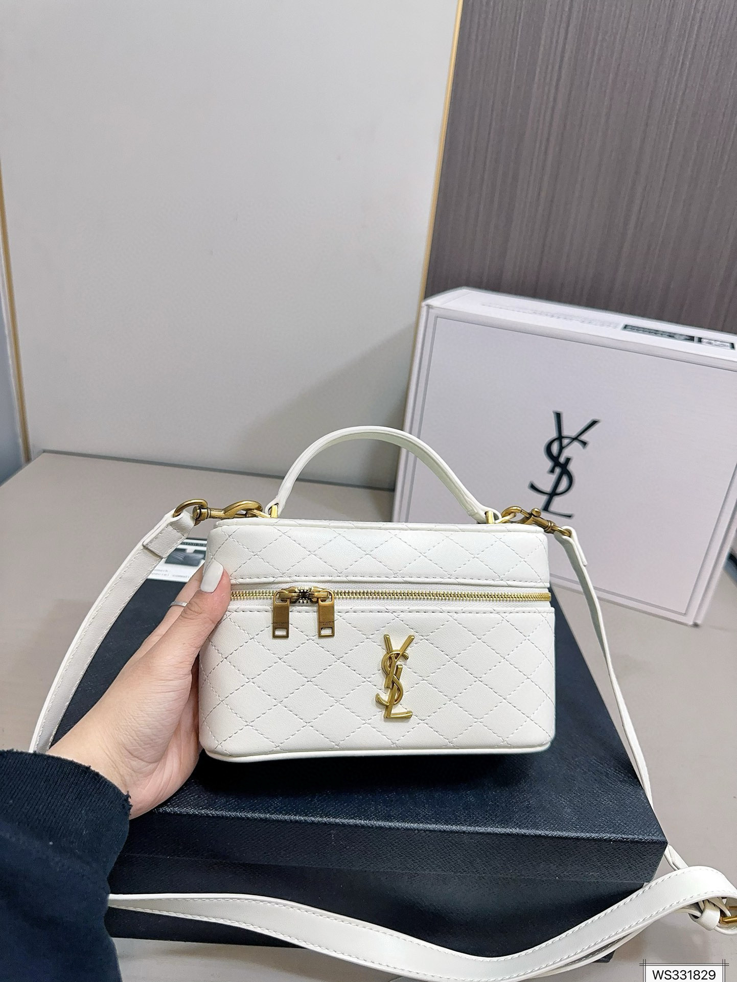 YSL 86$ ID:A0080 gallery