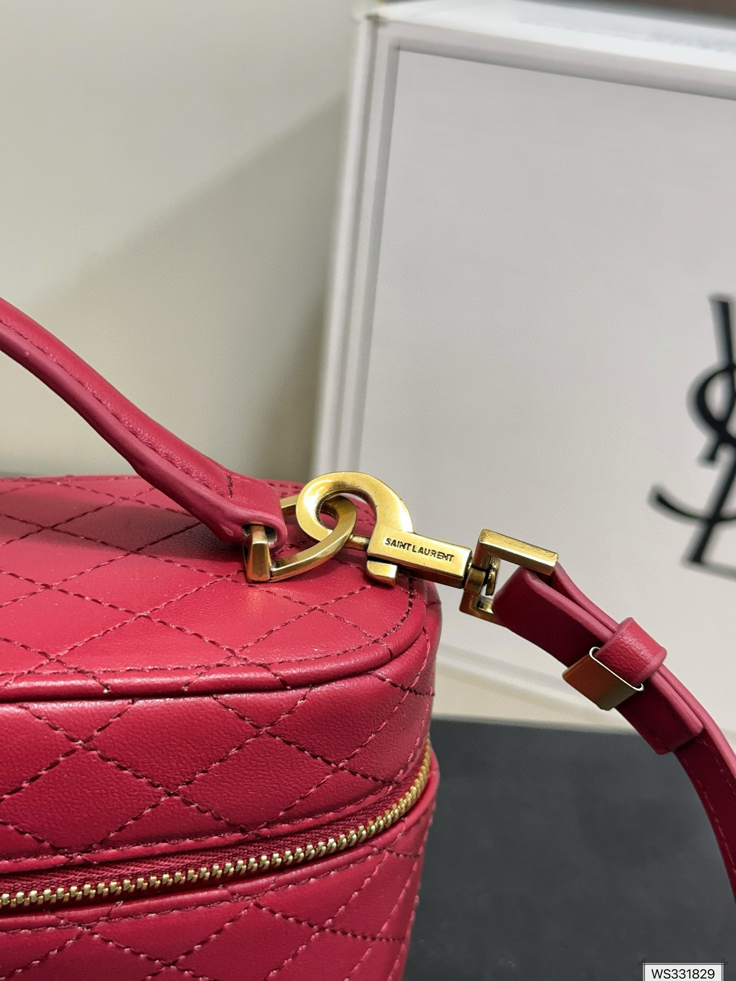 YSL 86$ ID:A0080 gallery