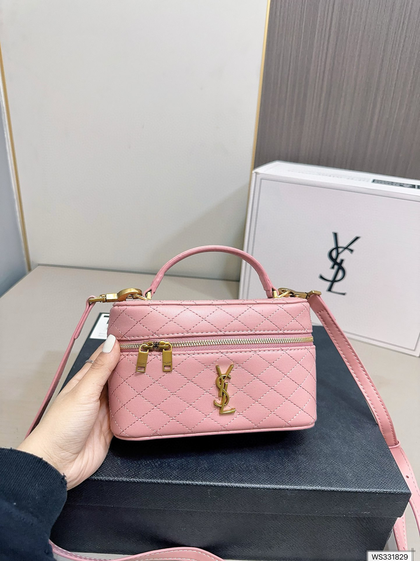 YSL 86$ ID:A0080 gallery