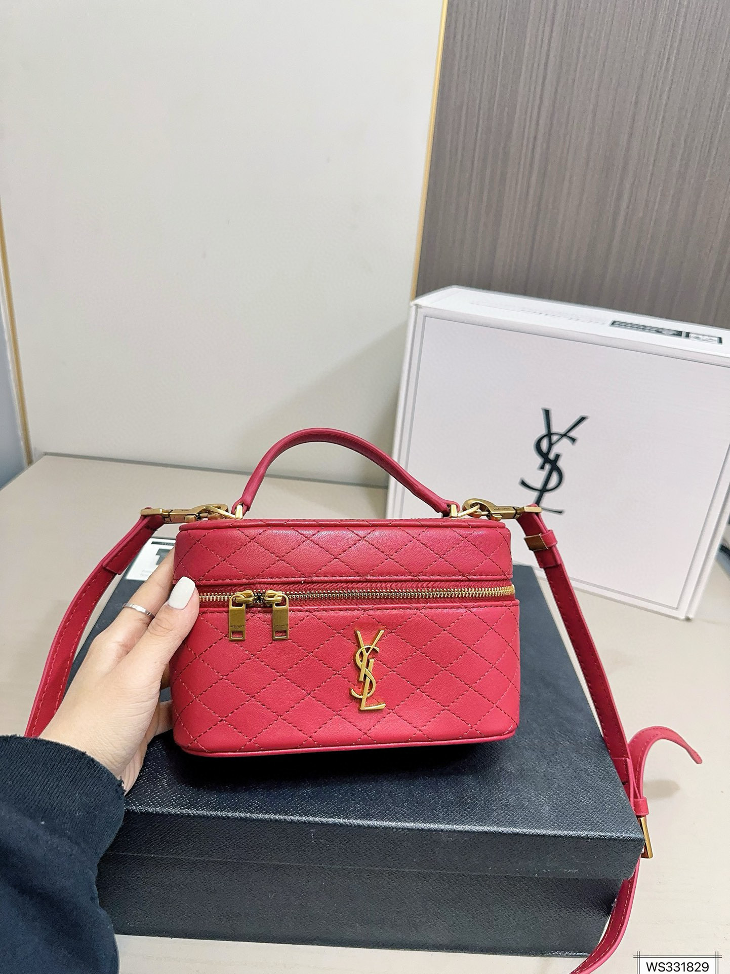 YSL 86$ ID:A0080 gallery
