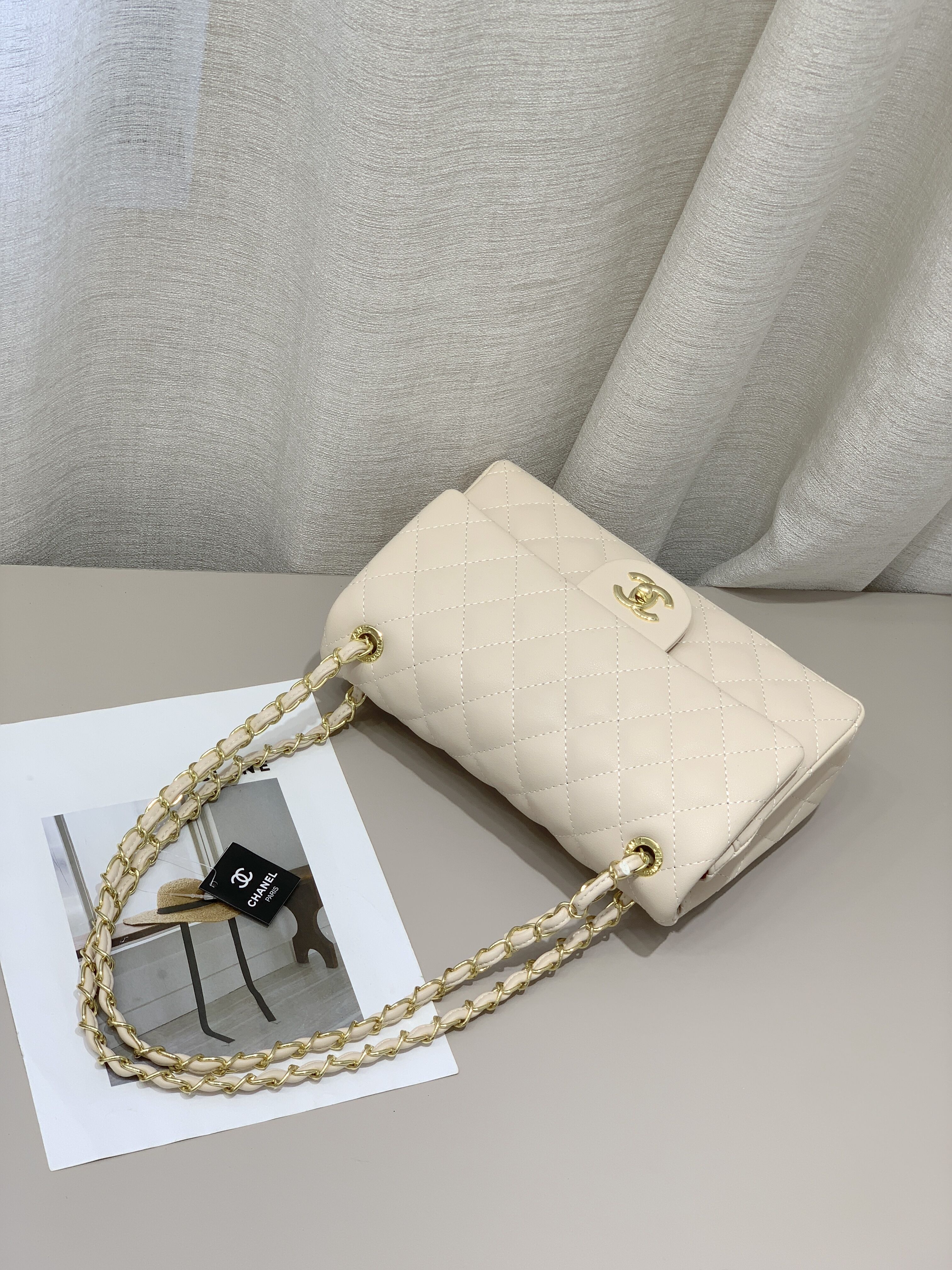 Chanel        44＄     ID：2151 gallery